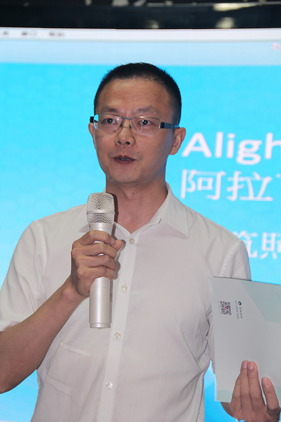 唐小明副本.jpg